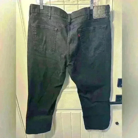 Levi Black Men’s Jeans 541 size 38 30 - Picture 1 of 3